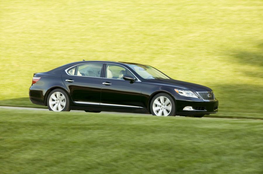  Lexus LS600h L 2007 года  (фото 207 из 224)
